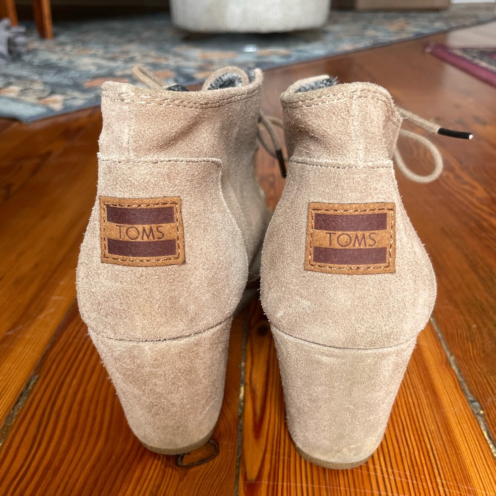 TOMS Desert Wedge Suede Booties, Taupe, Size 10, Lightly Worn